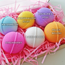 Load image into Gallery viewer, bath bomb gift set
