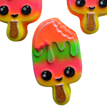 Load image into Gallery viewer, ice lolly bath bomb 1
